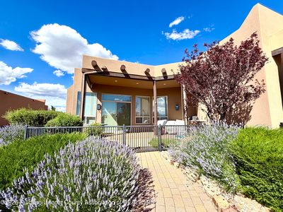 202 Pueblo Loop