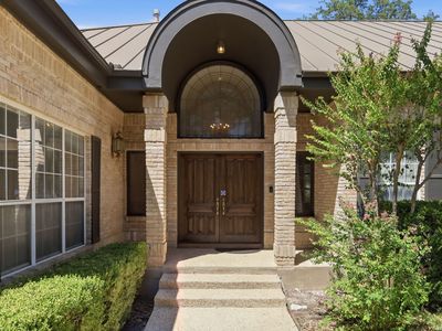 5 SANDHURST LN
