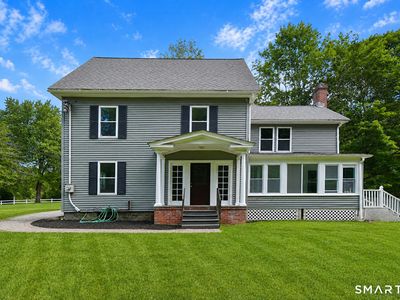 82 Greenwoods Road East
