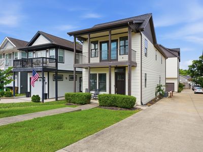 643 Vernon Ave APT 1