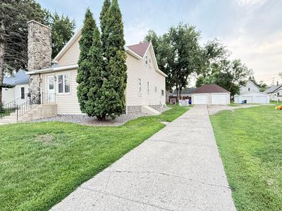 135 5th Ave