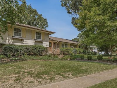1601 Dupwe Dr