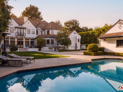 628 N Sierra Dr