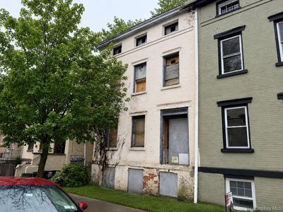 169 Chambers Street