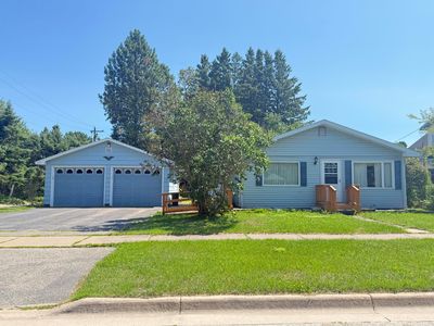 1303 John St