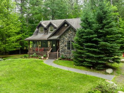 9 Gooseberry Ln