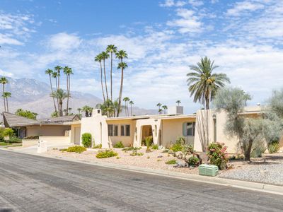 5282 E Lakeside Dr