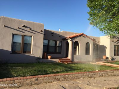 411 W Arizona St