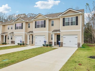 1325 Churchill Ln