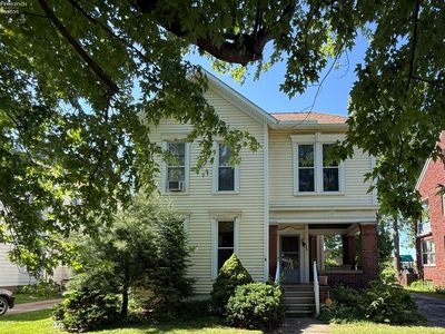 803 W Adams St