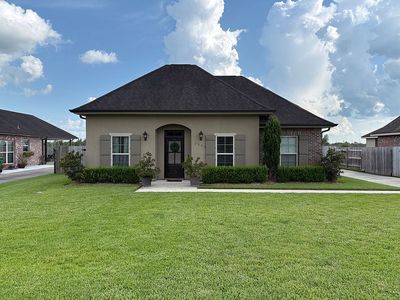 2300 Parish Rd