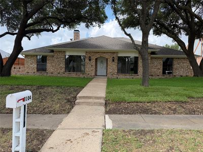 3104 Pinehurst Dr