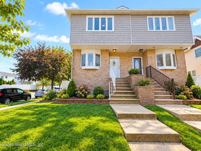 60 Reading Ave