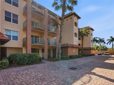 1695 Pinellas Bayway S APT E4