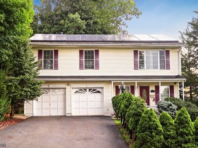 10 Davis Ave