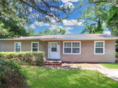 558 Cedar Dr.