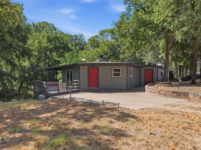 1001 Green Tree Dr