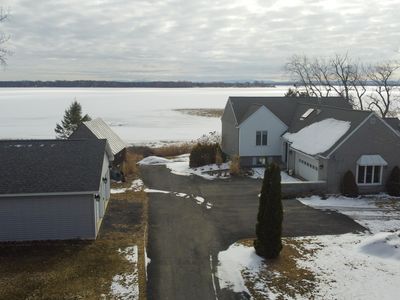 17 Dumont Rd