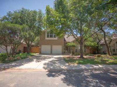 1215 Farnsworth Drive