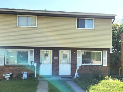 806 & 808 Westbury Rd