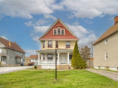 4432 Pearl Rd.