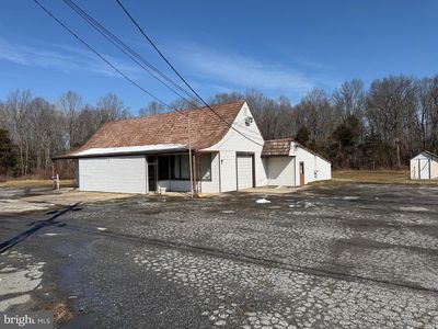 4640 Dupont Pkwy