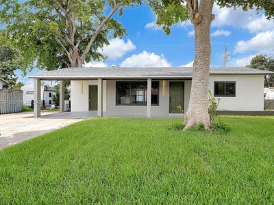 3140 NE 9th Ter