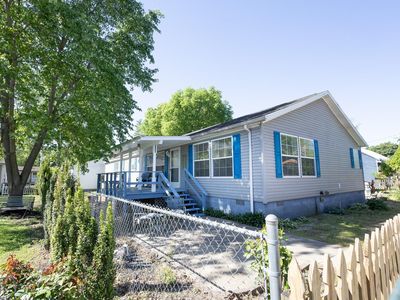 609 South St