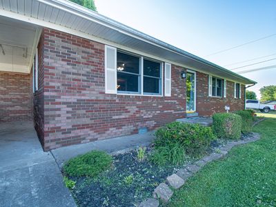 43 Ledan St