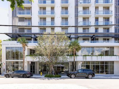 1611 SW 2nd Ave #709