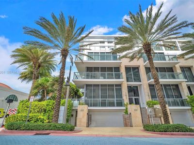 9501 Collins Ave Unit 1