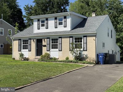 2921 Senak Rd