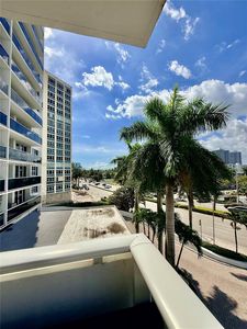 3140 S Ocean Dr APT 310