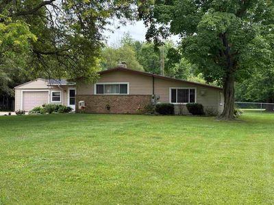 8104 N Webster Rd