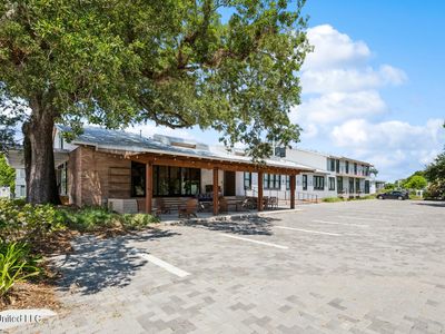 301 S Toulme St #105