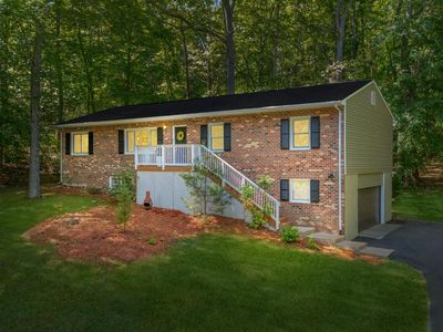 34 Greenridge Dr