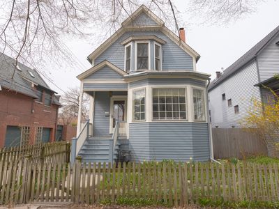 1220 E 57th St