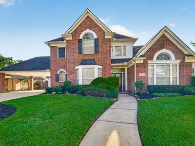 3910 S Beechwood Ct