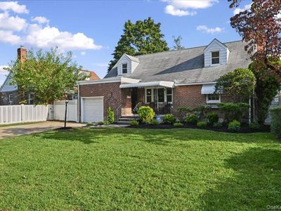 54 Greenway Boulevard