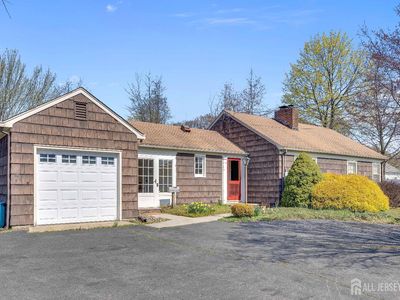 369 Union Ave