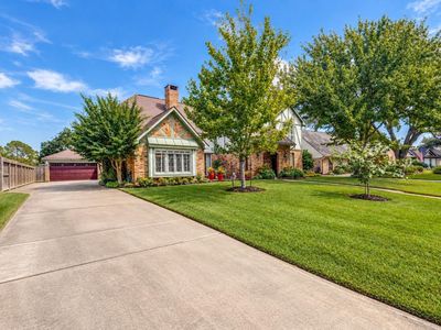 807 Longview Dr