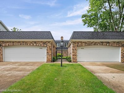 422 E Russell St #424