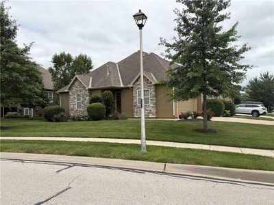 16877 S Bradley Dr