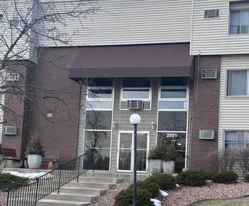2801 Flag Ave N APT 102