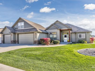 2600 NE 16th Ave