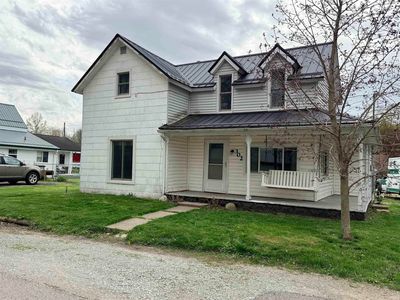 302 S Main St