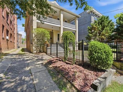1406 Hampton Blvd #1