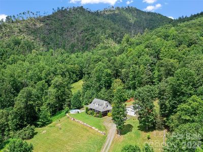 2216 Beans Creek Rd