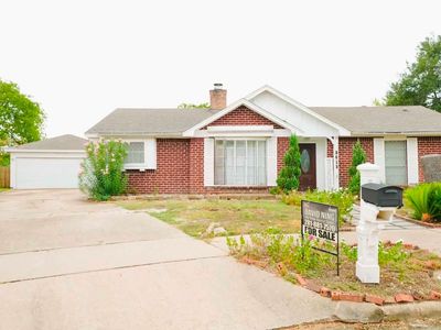 8615 Brookren Cir
