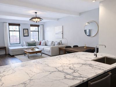 410 W 24th St APT 10K